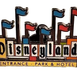 Disney Pin Disneyland Marquee Park Entrance Sign DLR Flair Retro style 137074